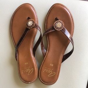 Sandal